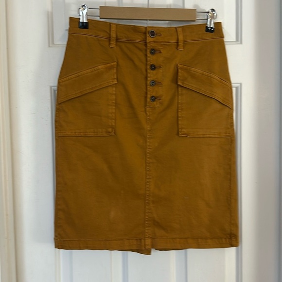 Anthropologie Dresses & Skirts - Anthropologie Pilcro Gold Khaki No 4 Pencil Skirt Size 4